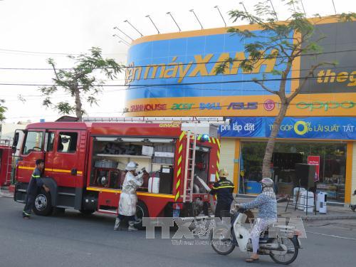 Đà Nẵng: Cháy kho chứa hàng của cửa hàng Điện máy Xanh